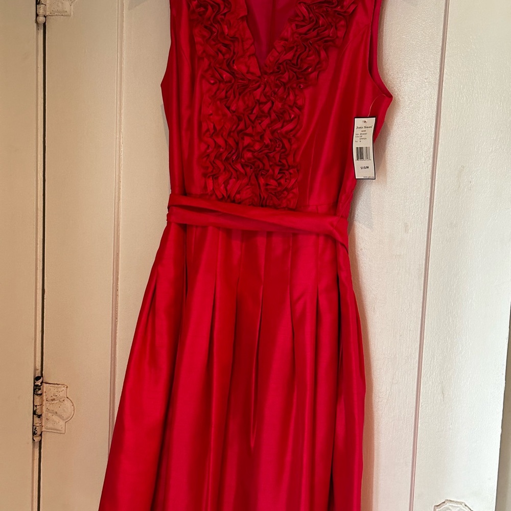 NWT Hot pink Jessica Howard fit and flare special occasion wedding party dress